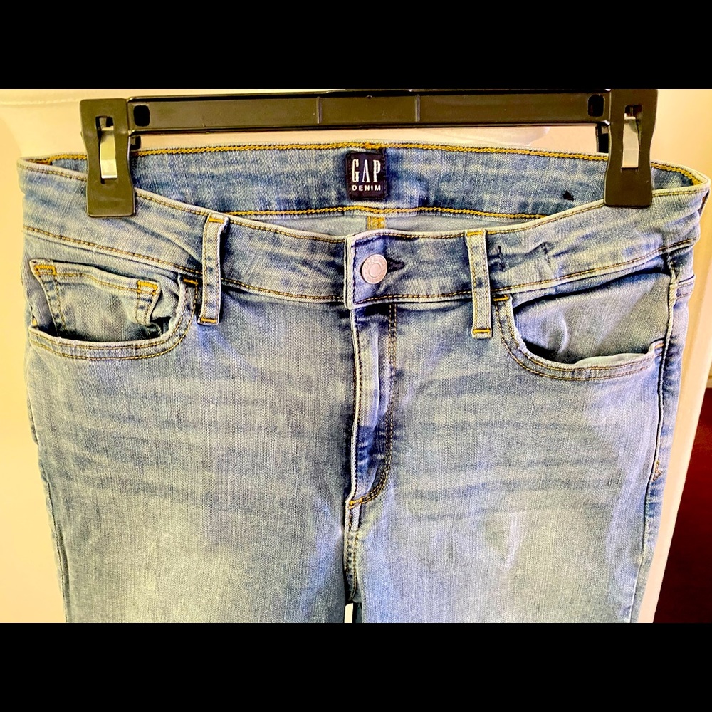 Gap 1969 flair cropped stretch jeans